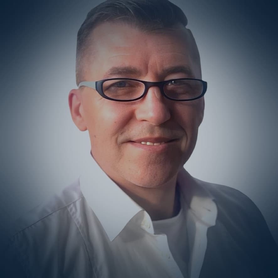 Jürgen Bucek – Gründer und Entwickler von PromptForge.store